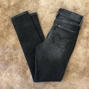 Levi’s 721 jeans